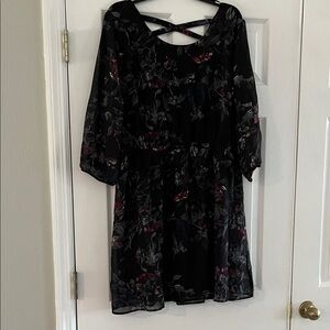 Elegant Black and Red Floral Long Sleeve Dress
